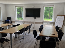 &amp;nbsp;
Aufenthaltsraum mit Küche und Sanitäranlagen